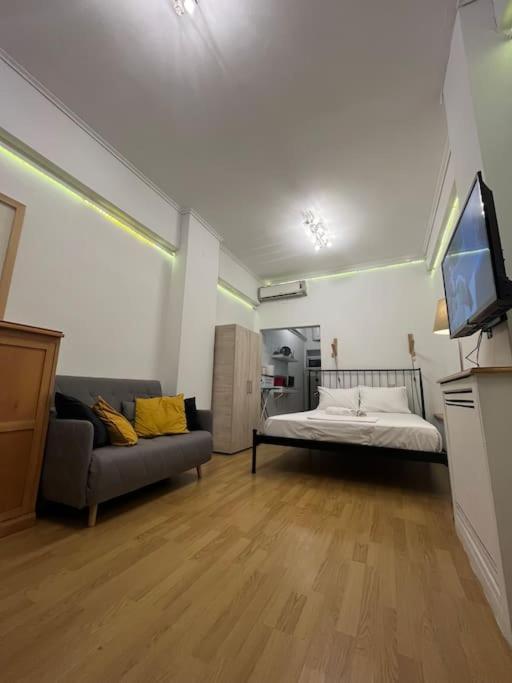 Ksenokratous-Kolonaki Cozy Apartment Athén Kültér fotó